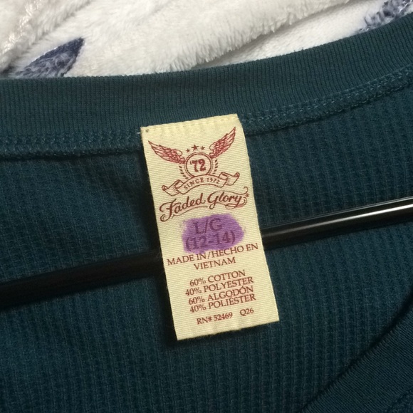 Sweater - Picture 3 of 4